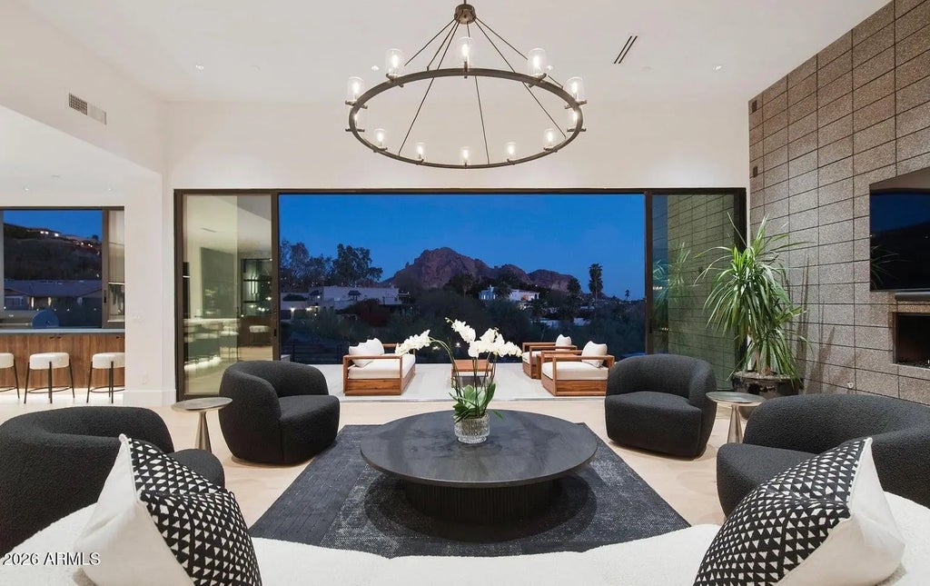 4117 E Keim Drive, Paradise Valley