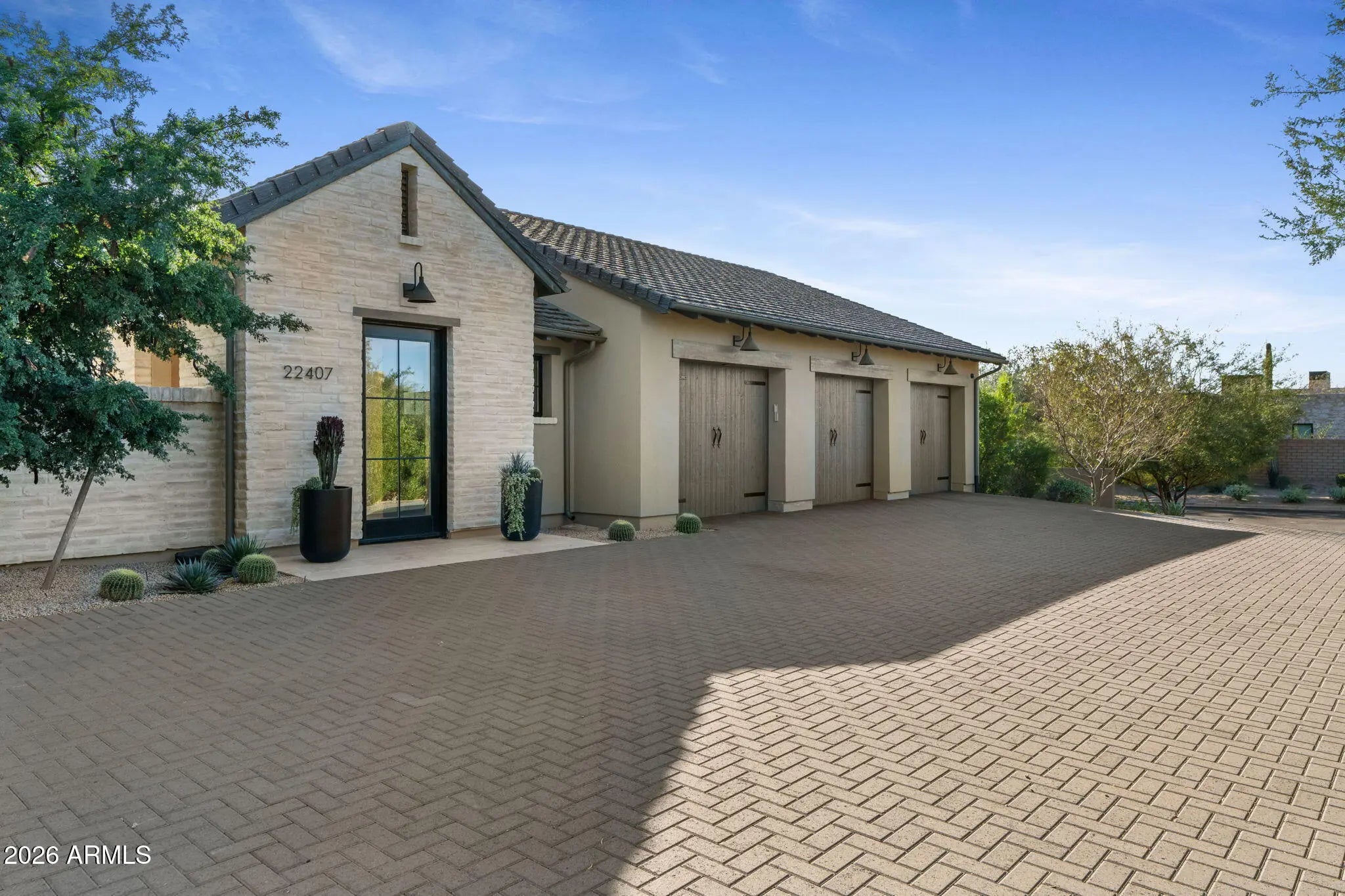 Photo of Listing #6966682