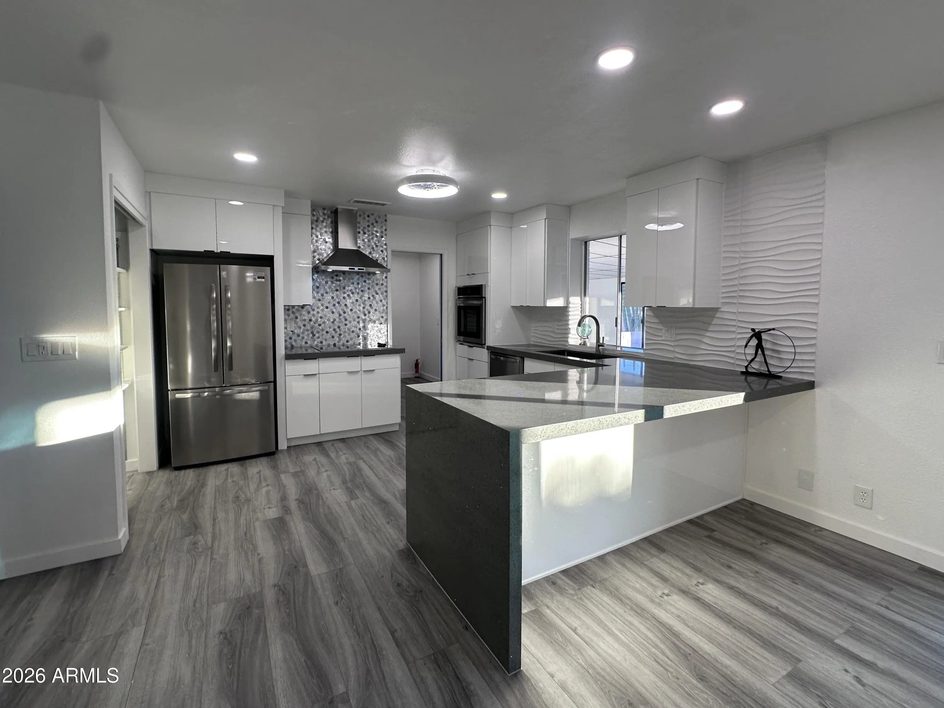 Photo of Listing #6966759