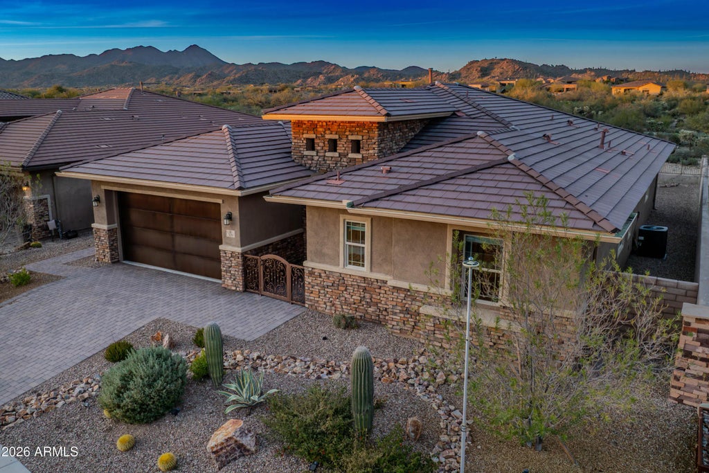 320 W Saguaro Arm Trail, Oro Valley