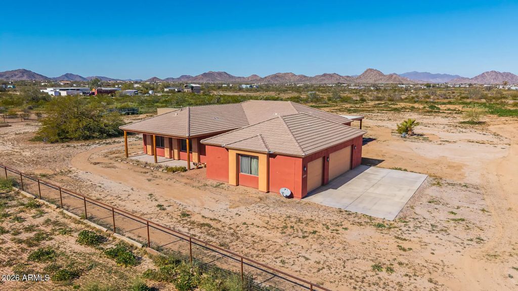 5358 N Gatlin Gun Trail, Maricopa