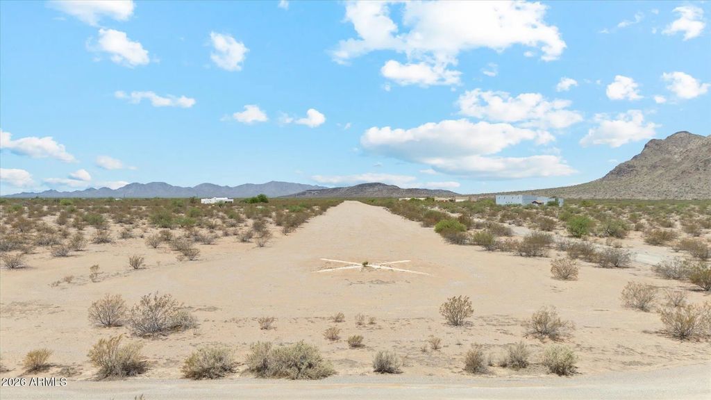 123 W Aries Drive (unit -), Eloy