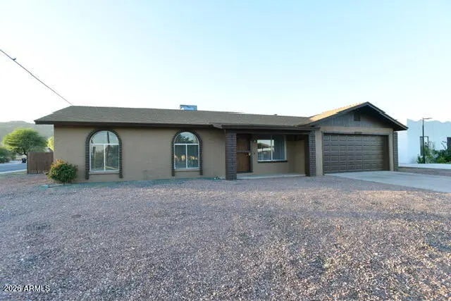 Photo of Listing #6967858