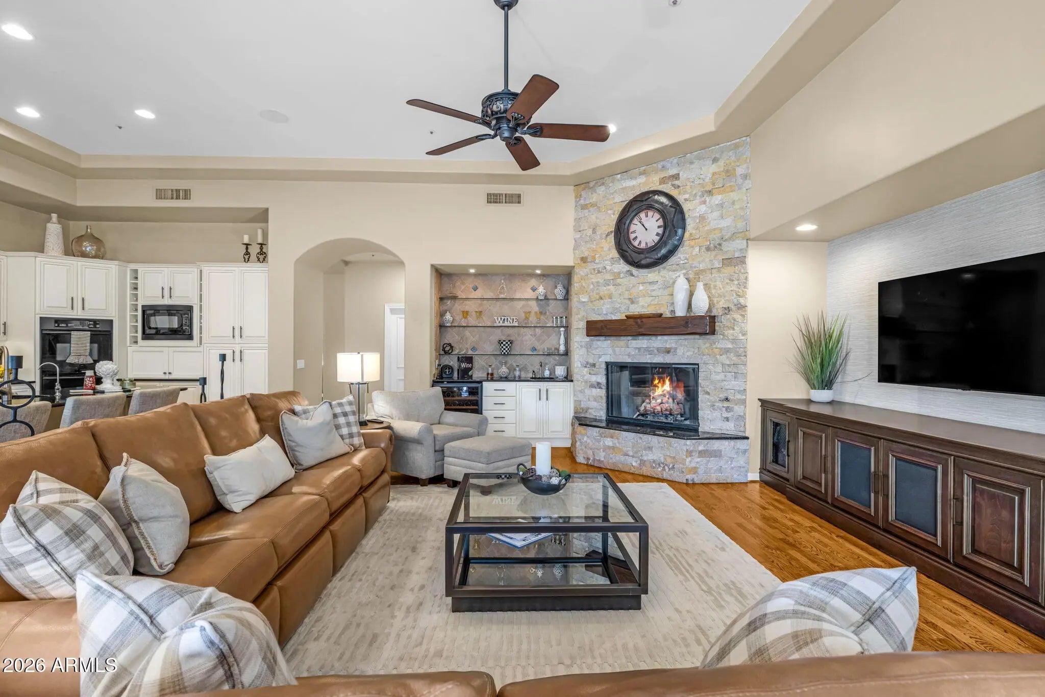 Photo of Listing #6982851