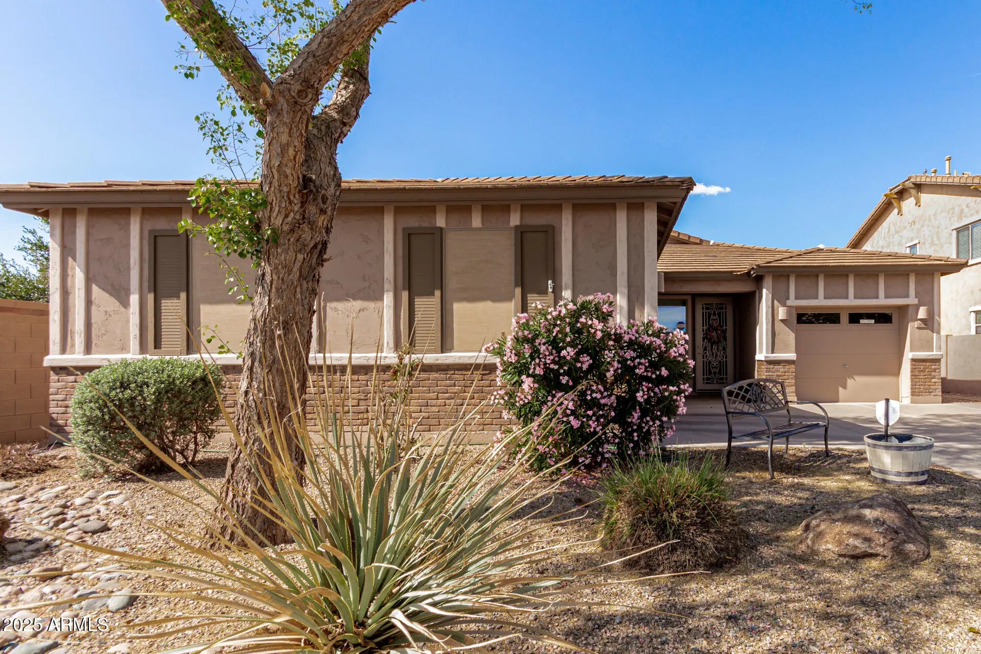 Photo of Listing #6967287