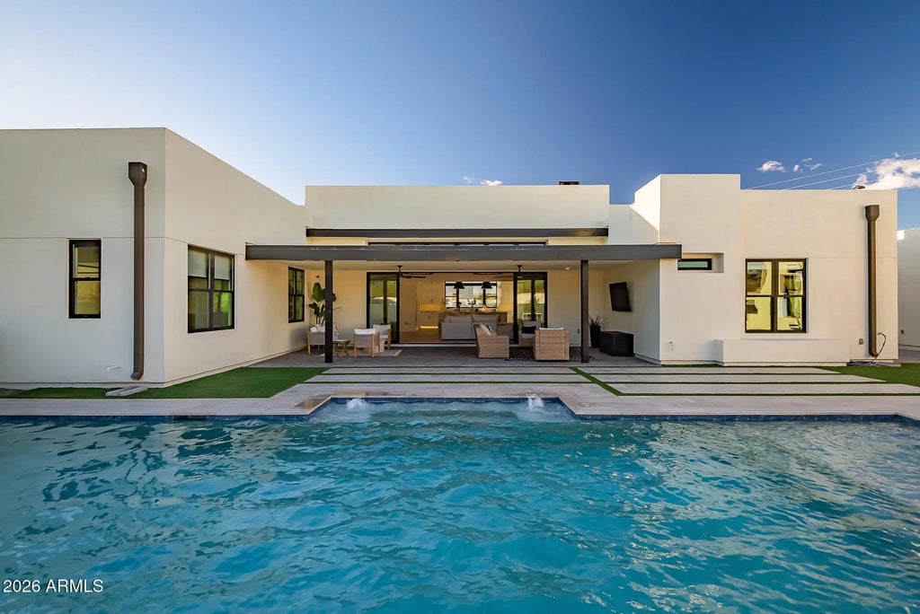 3964 E Penedes Drive, Gilbert