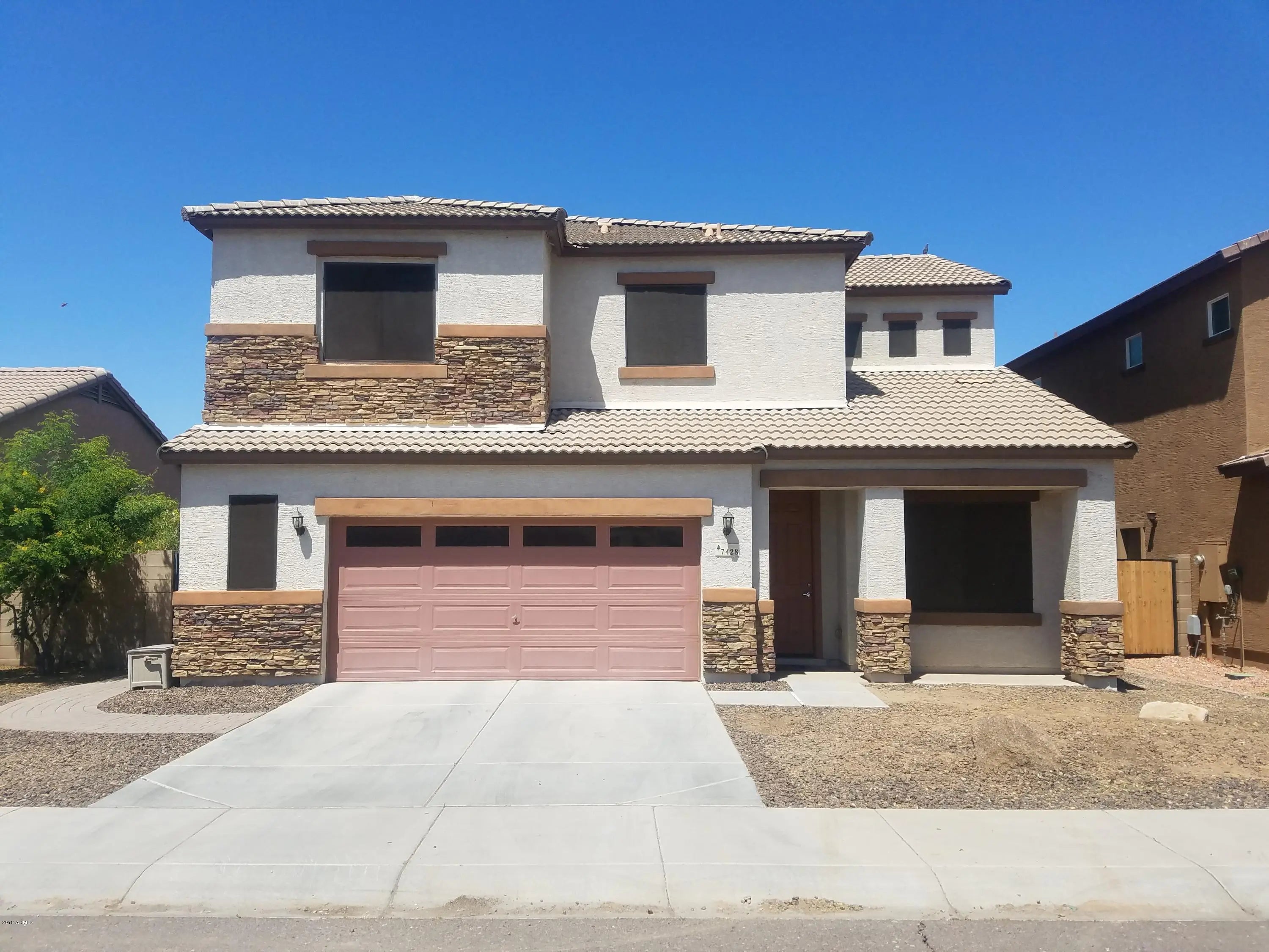 Photo of Listing #6967397