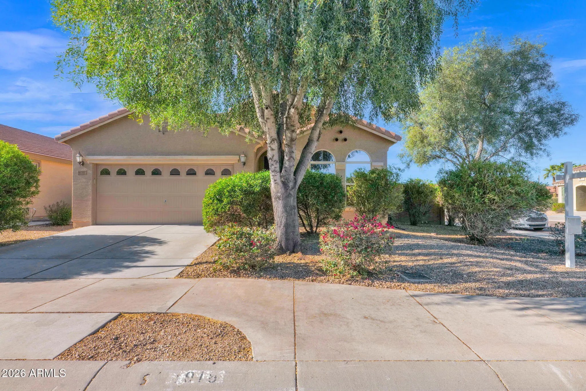 Photo of Listing #6972700