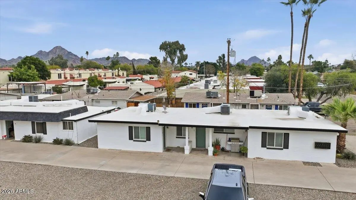 Photo of Listing #6977076