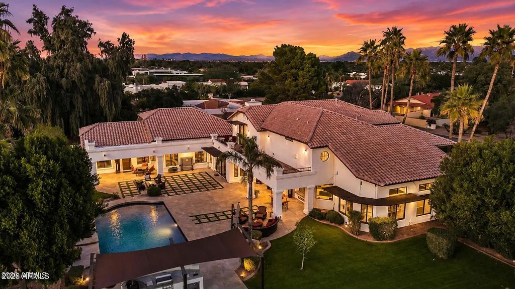 9030 N 48th Place, Paradise Valley