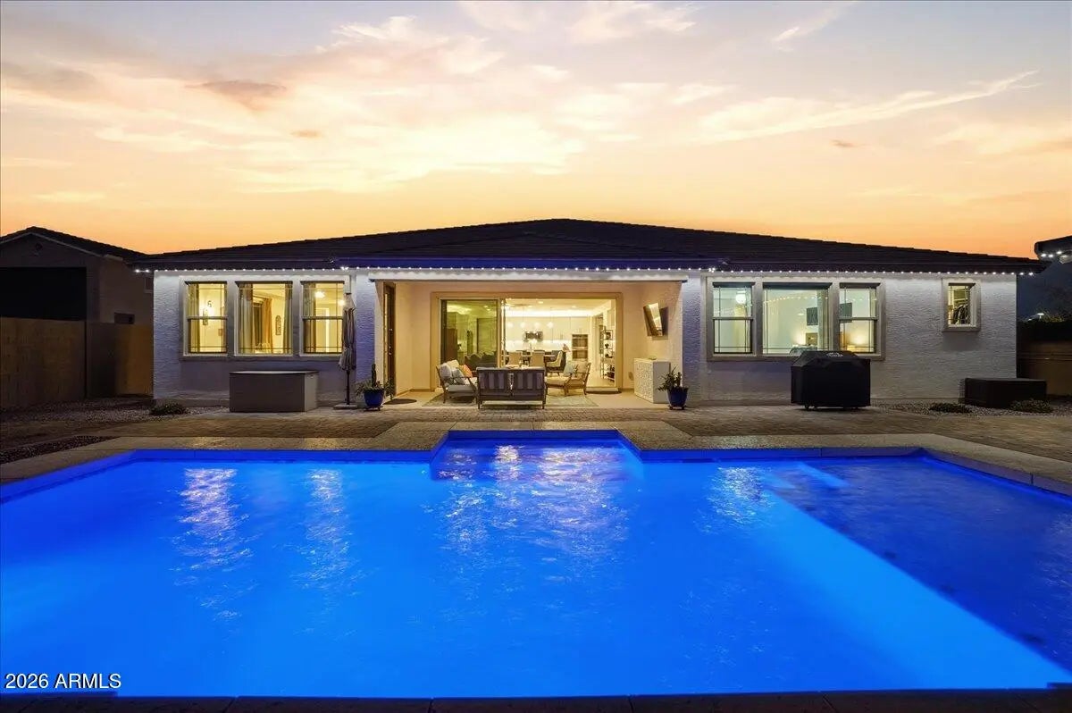 Photo of Listing #6990043