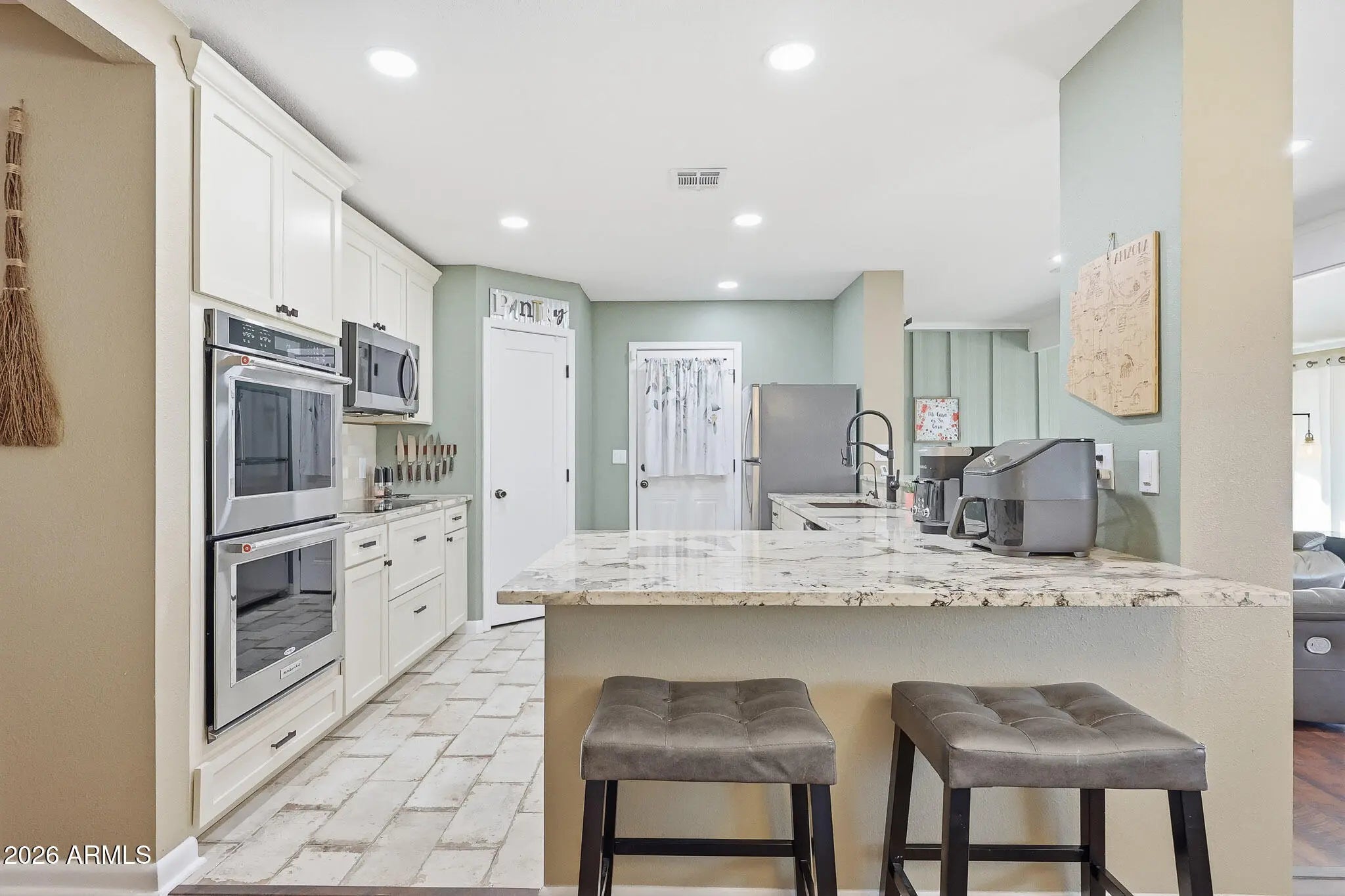 Photo of Listing #6970097