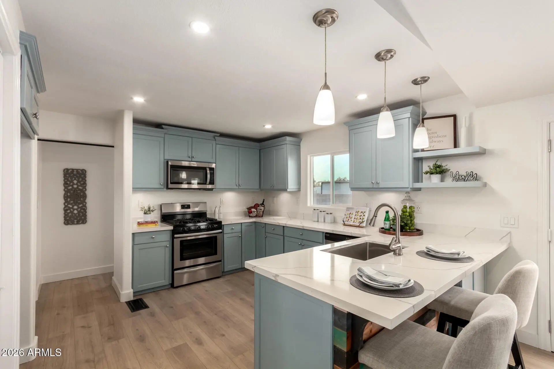 Photo of Listing #6967932