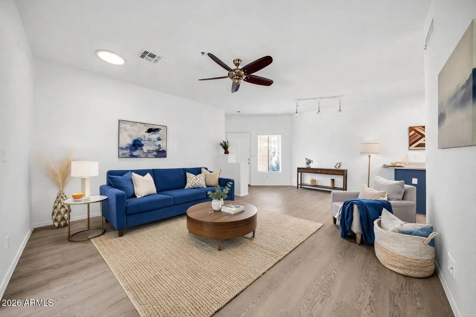 Photo of Listing #6968671