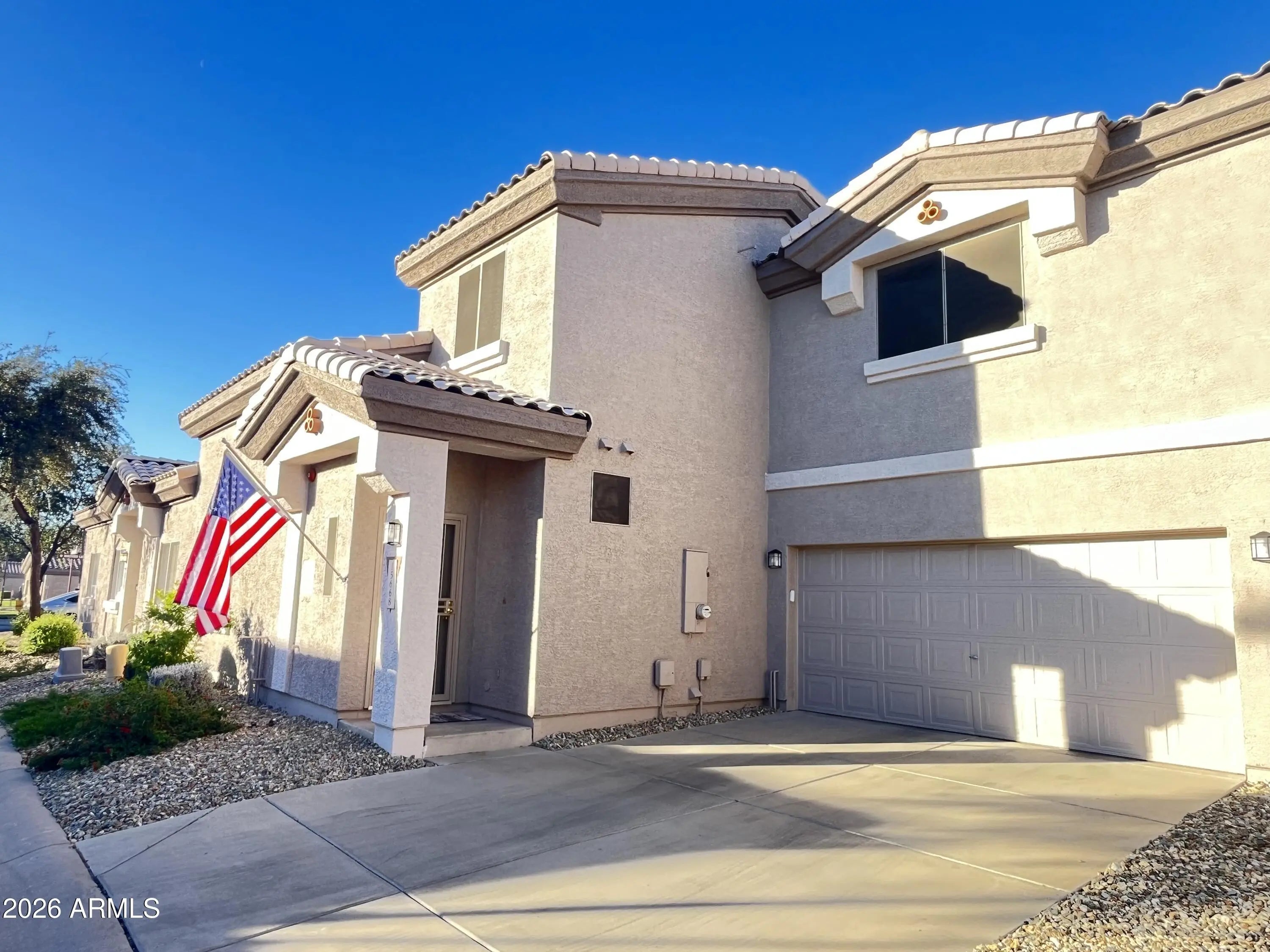 Photo of Listing #6967830