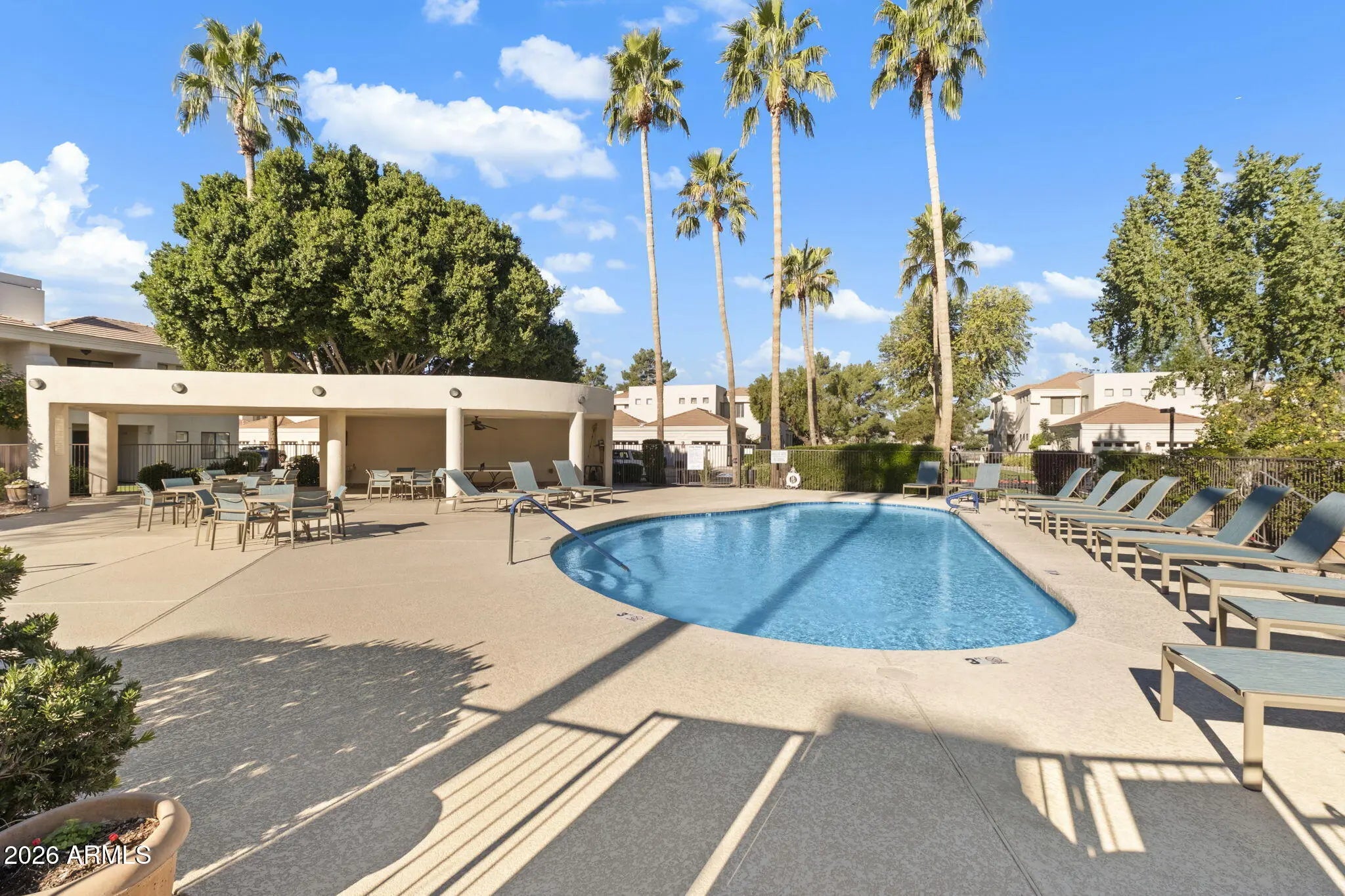 Photo of Listing #6970310