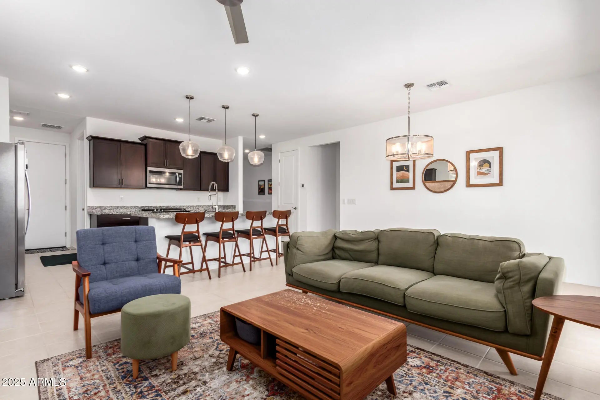 Photo of Listing #6968937