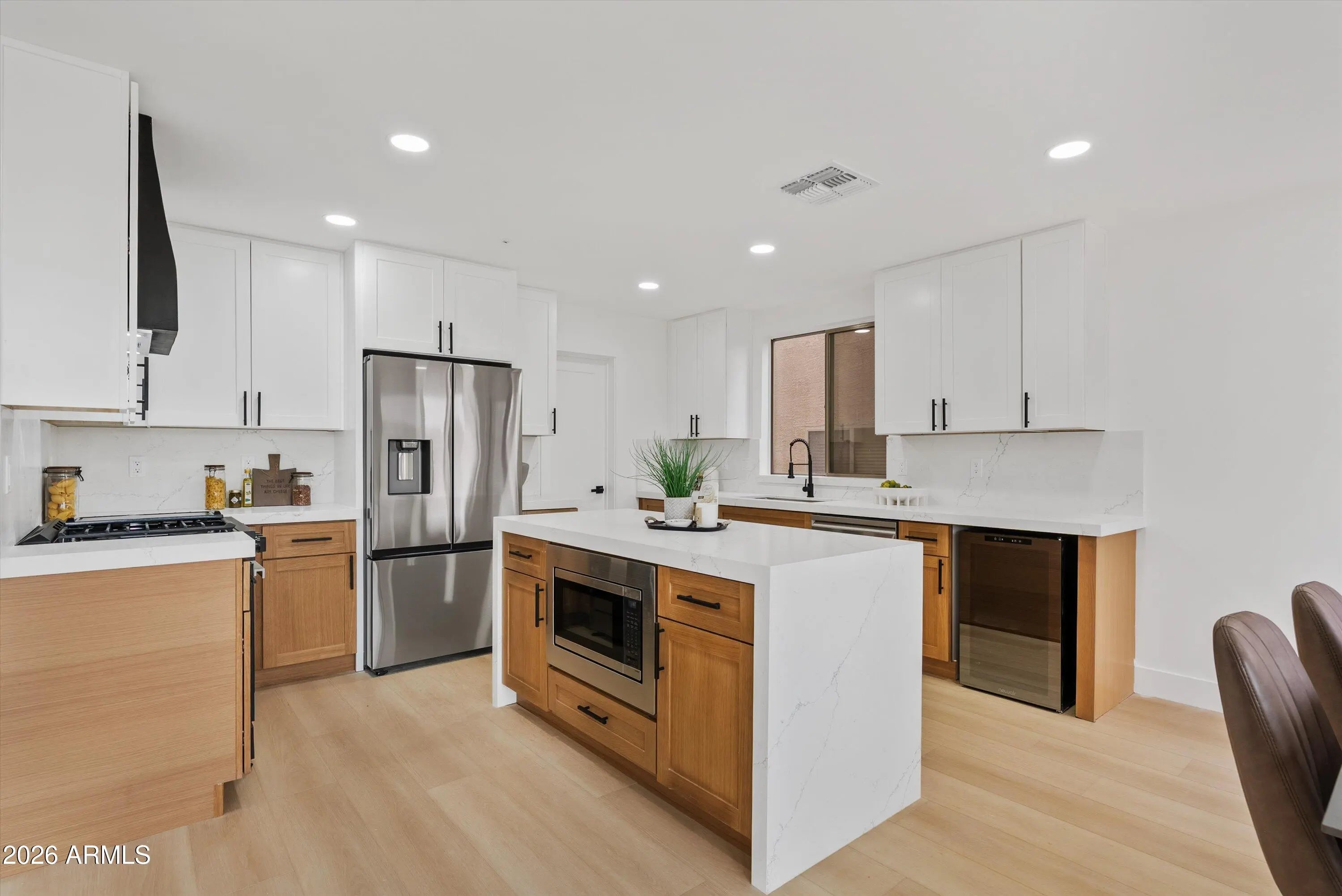 Photo of Listing #6973109