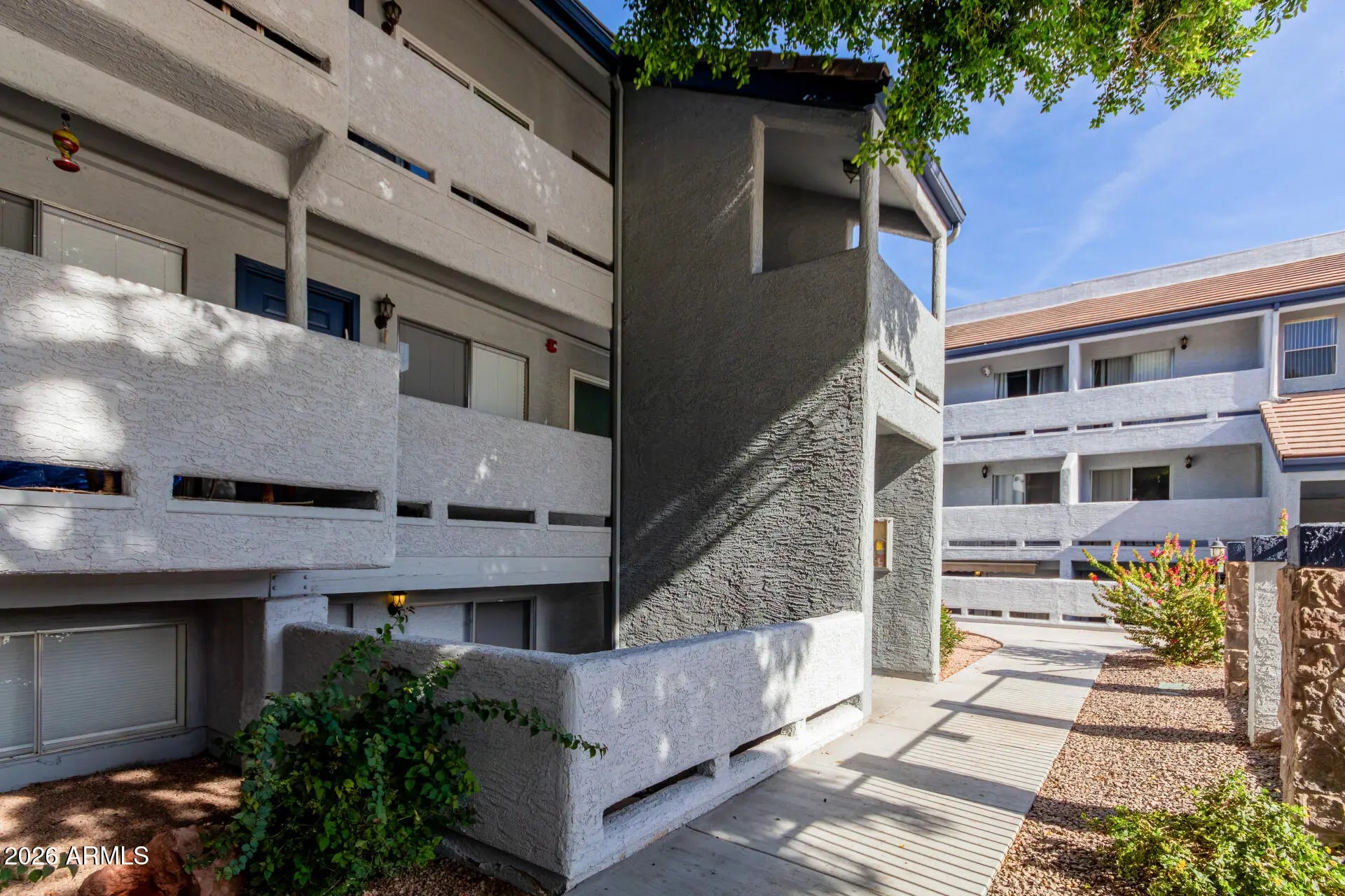 Photo of Listing #6968860