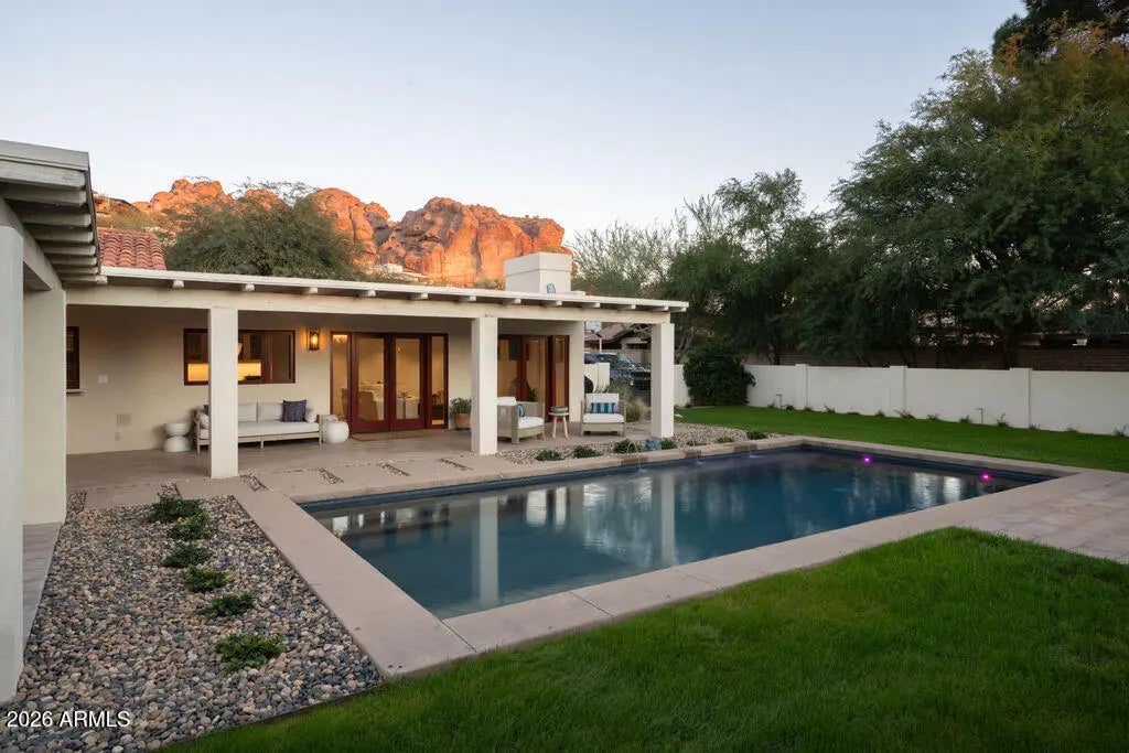 Photo of Listing #6968982