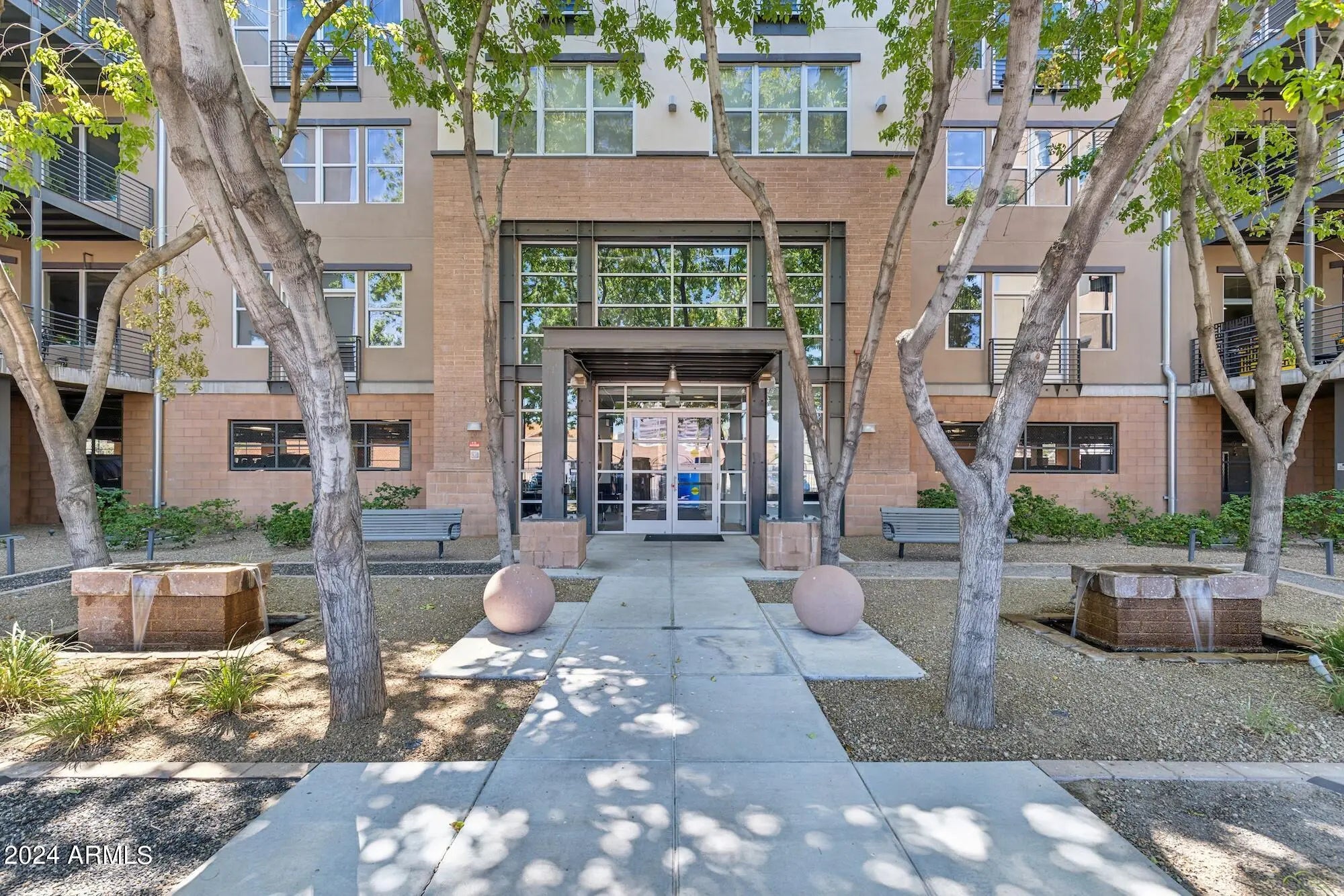 Photo of Listing #6969737