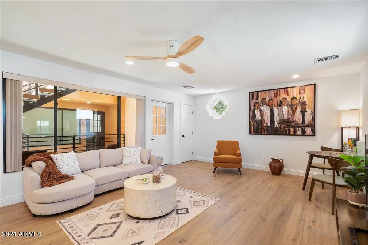 Photo of Listing #6968528