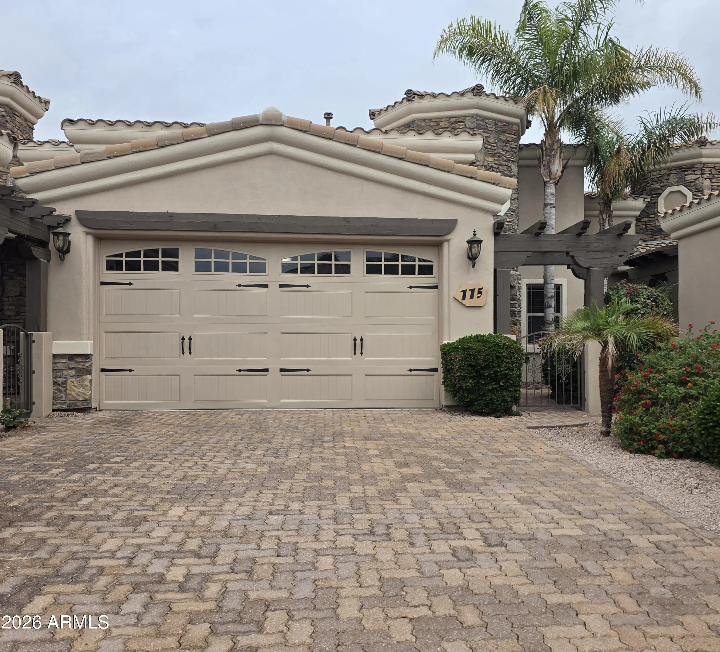 Photo of Listing #6969644