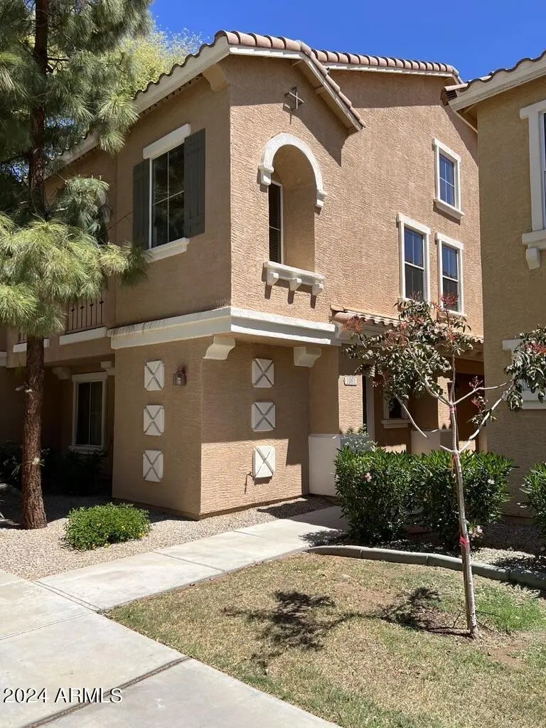 Photo of Listing #6970217