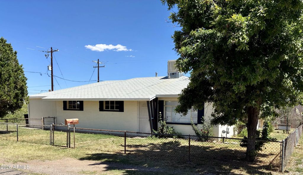 105 Dorothy Drive, Bisbee