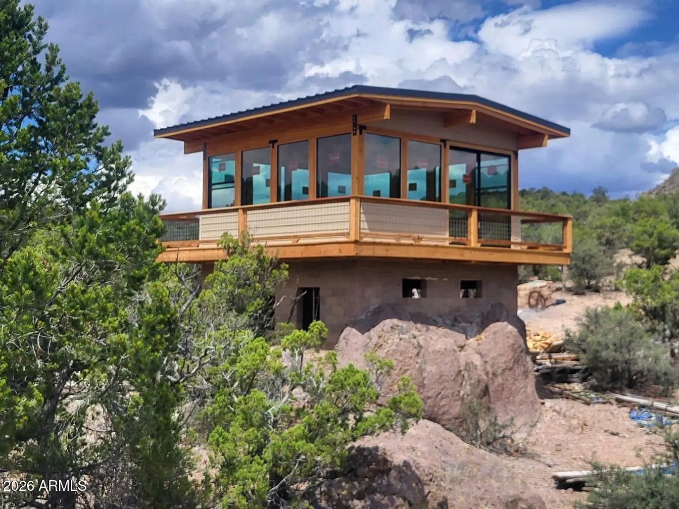 Photo of Listing #6968892