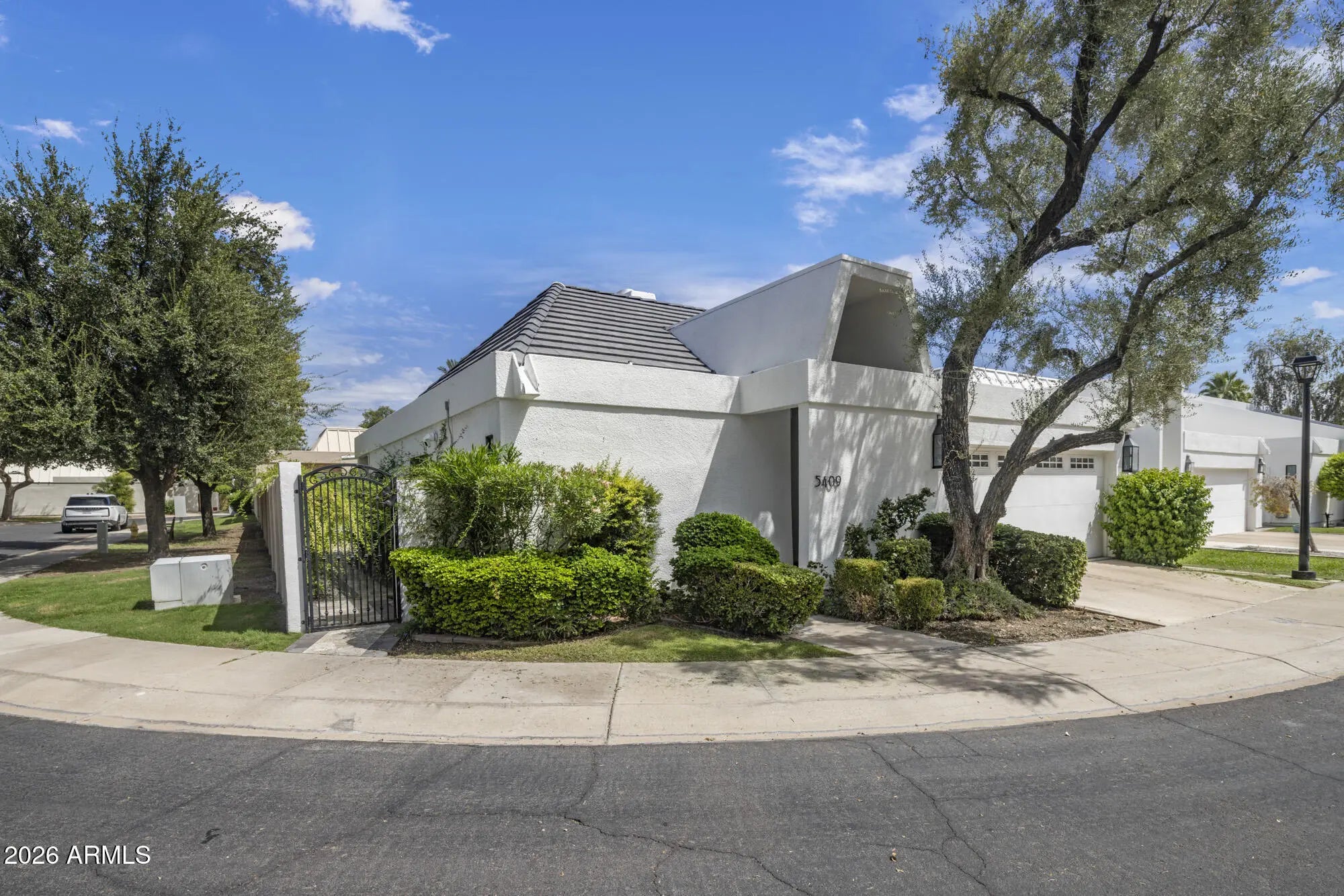 Photo of Listing #6968895