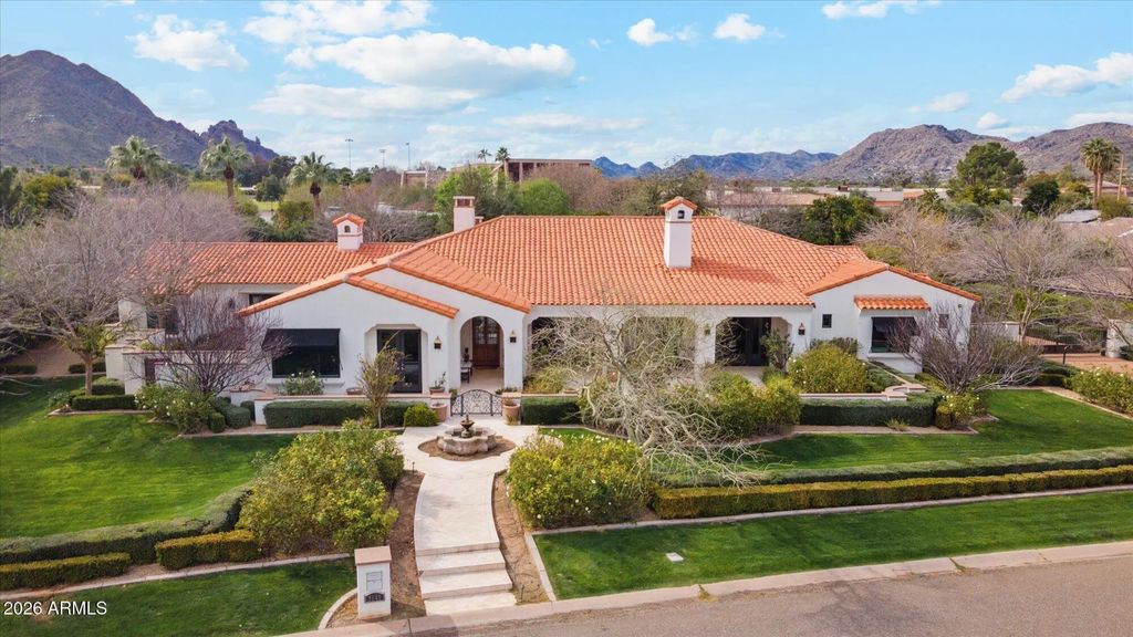 5840 N 70th Place, Paradise Valley