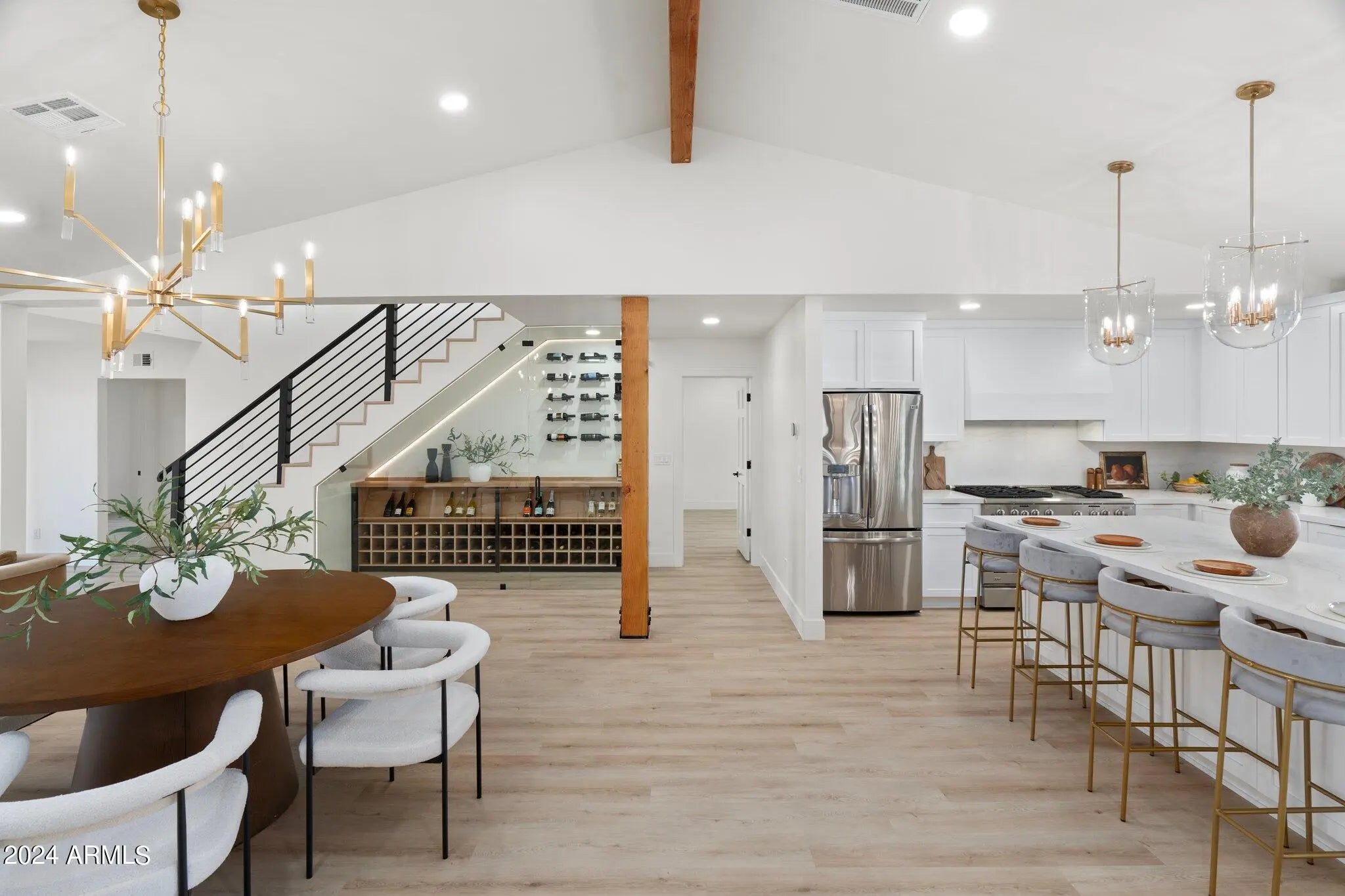 Photo of Listing #6968923