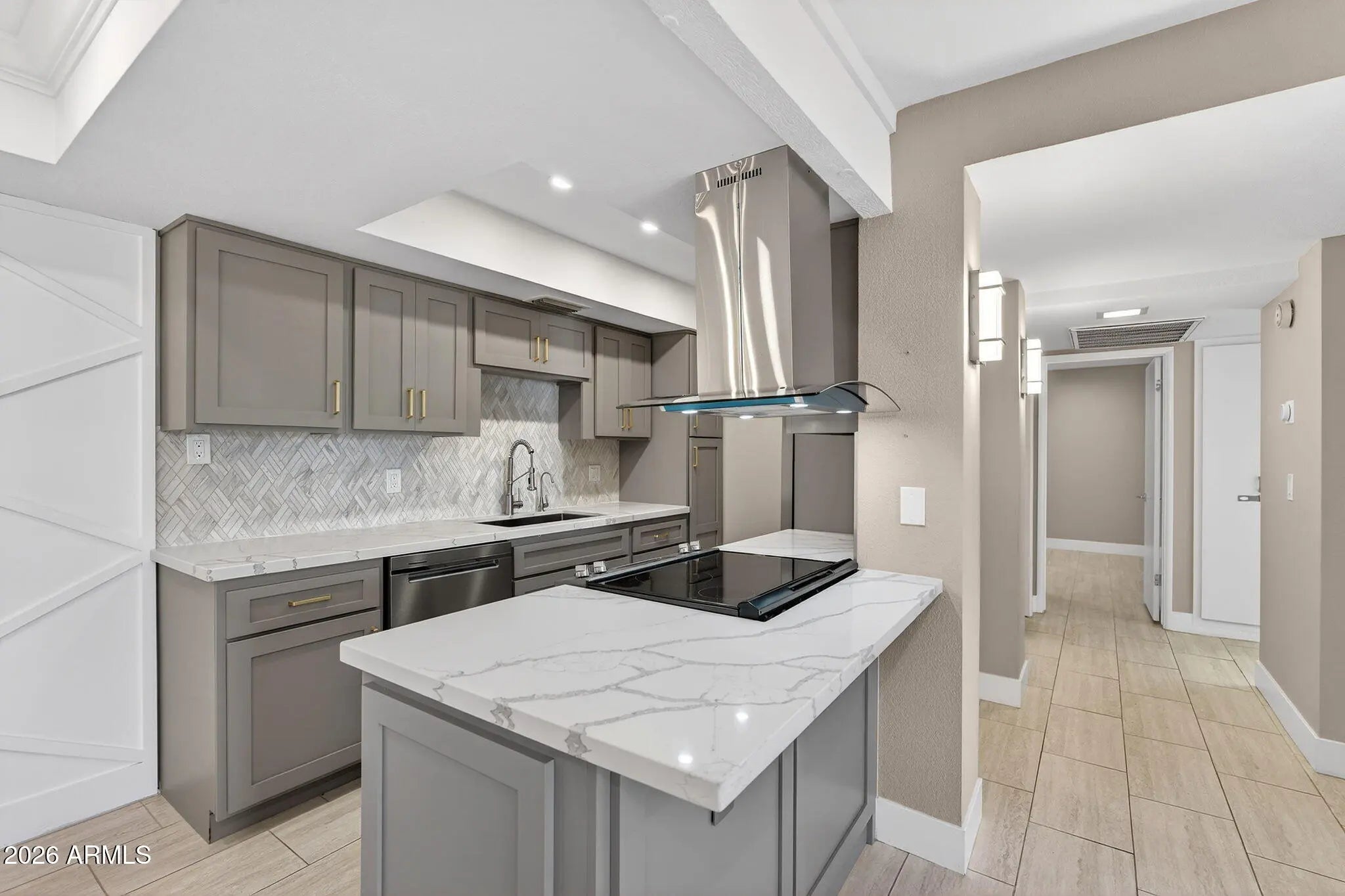 Photo of Listing #6969451