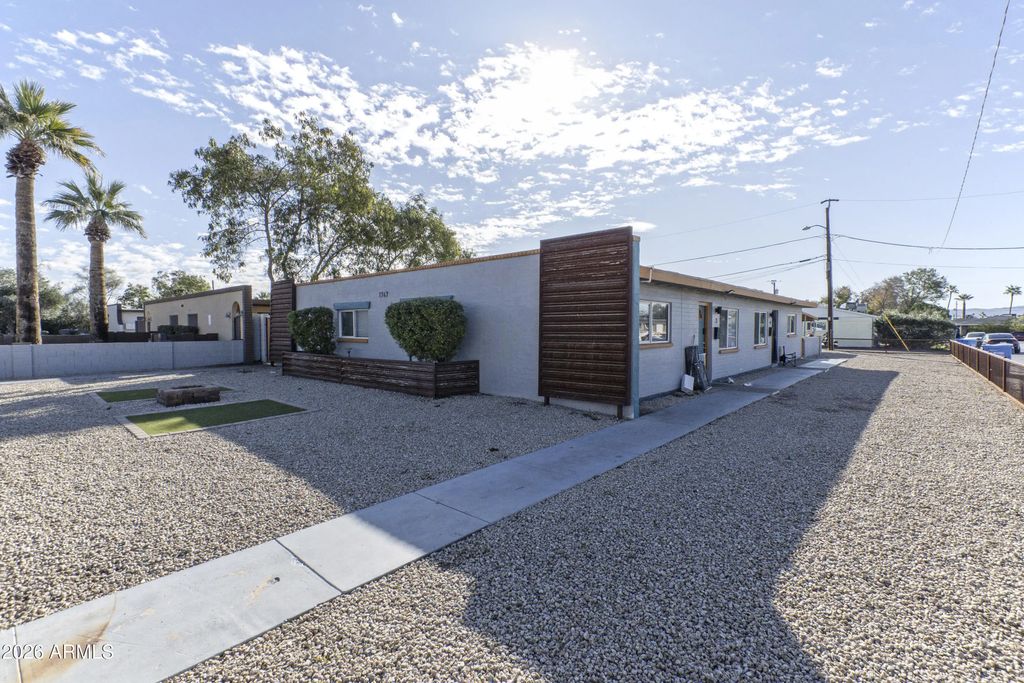 1747 E Virginia Avenue, Phoenix