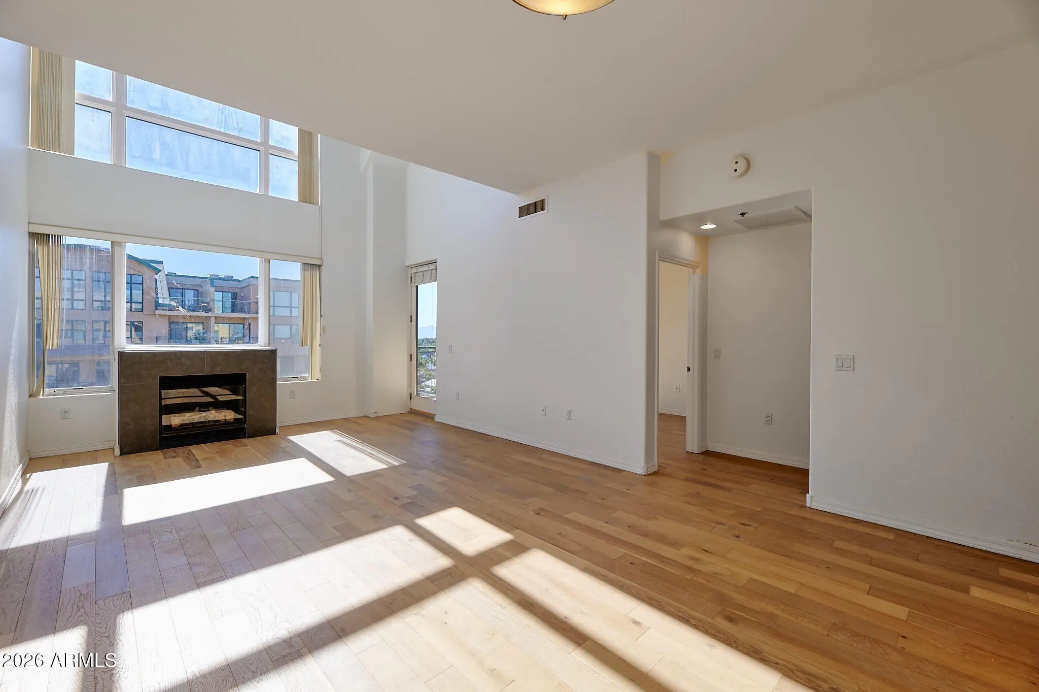 Photo of Listing #6969184