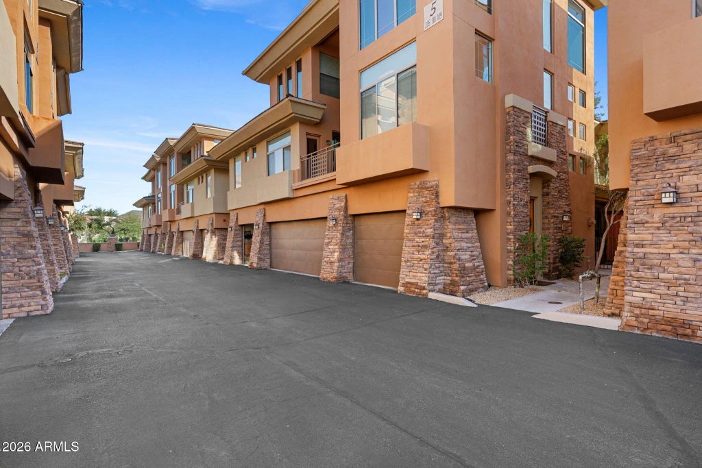 14450 N Thompson Peak Parkway (unit 110), Scottsdale