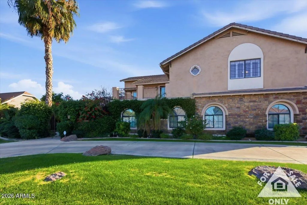 3203 E Ellis Street, Mesa