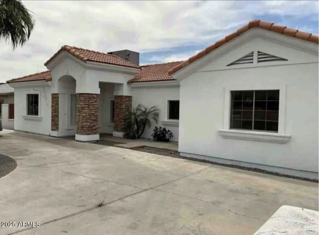 Photo of Listing #6969624