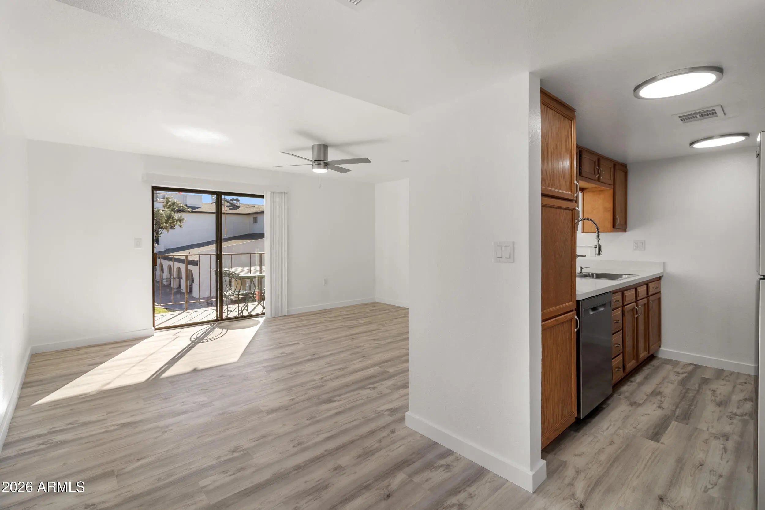 Photo of Listing #6970054