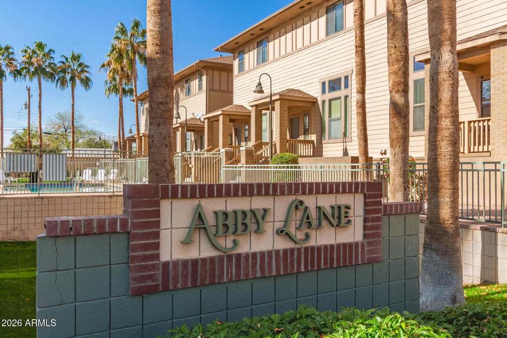 728 S Beck Avenue, Tempe