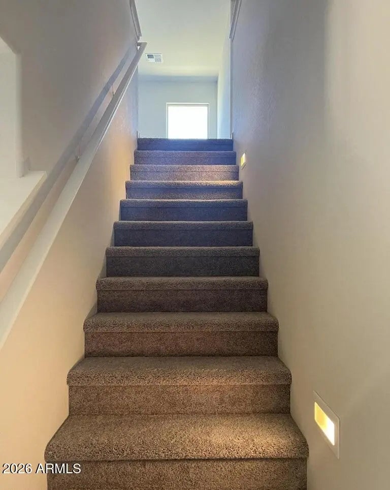 Photo of Listing #6970092