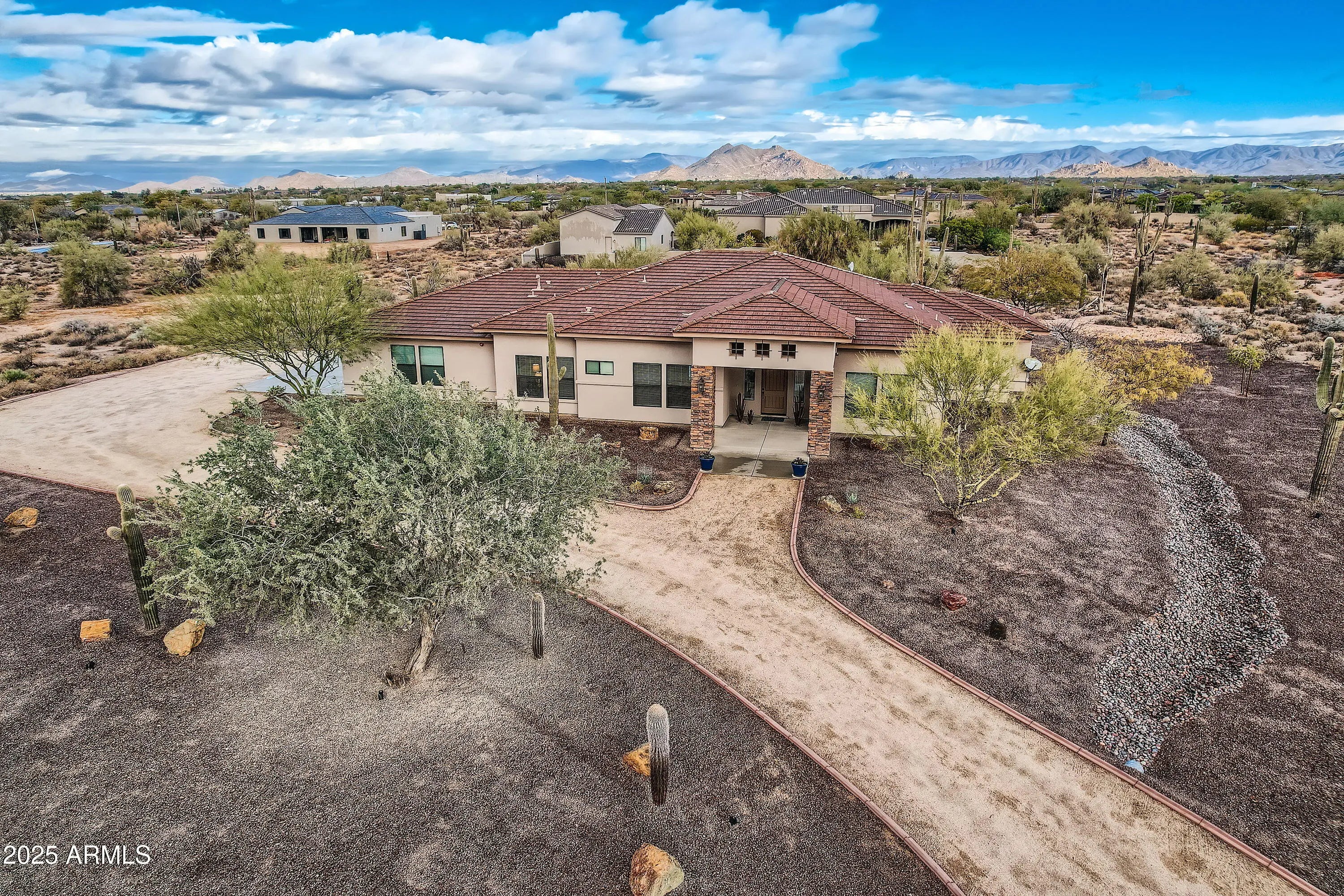 Photo of Listing #6970199