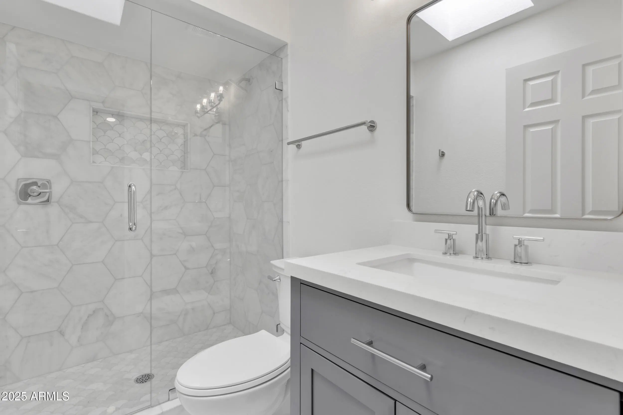 Photo of Listing #6970127