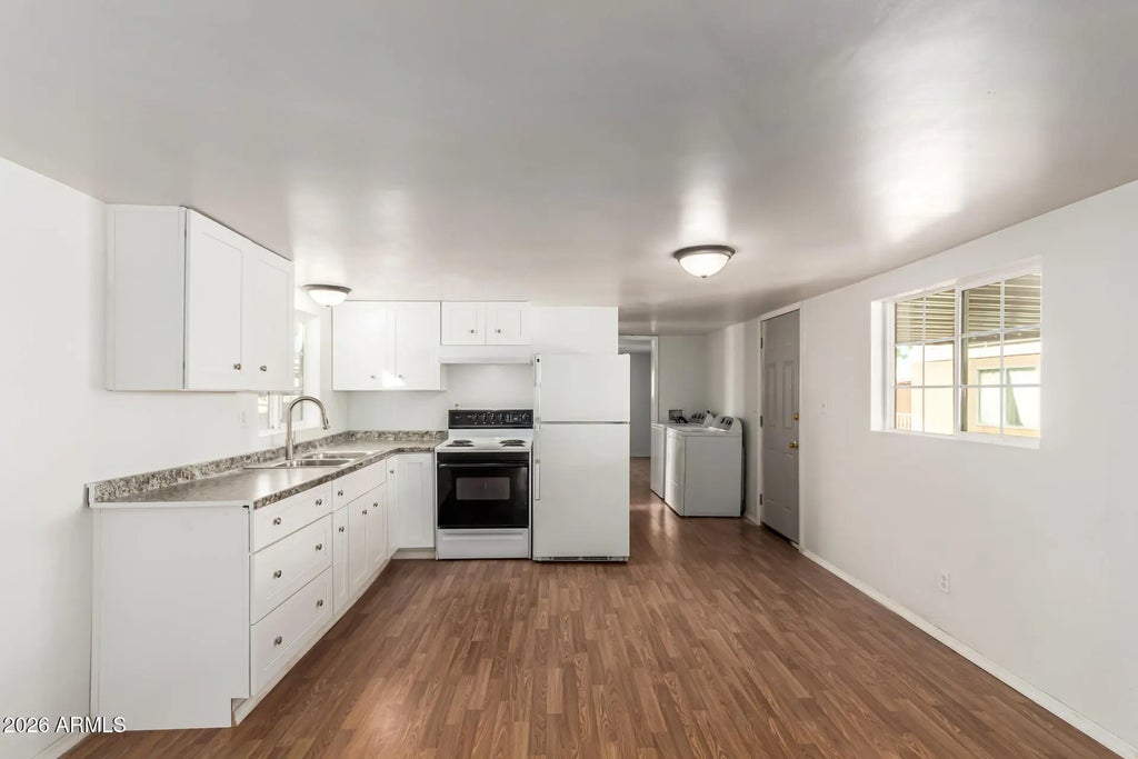 4605 S Priest Drive (unit 203), Tempe