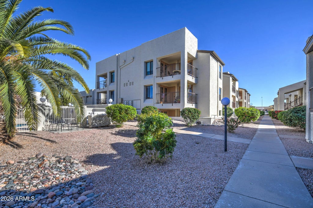 5518 E Lindstrom Lane (unit 3010), Mesa