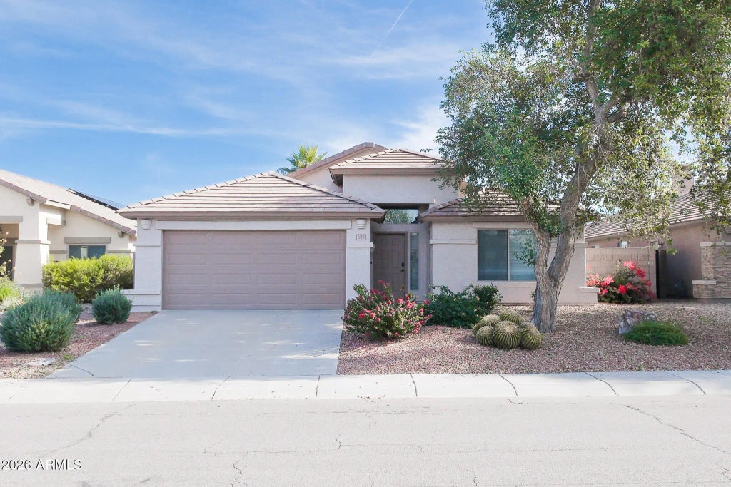 6101 S Four Peaks Place, Chandler