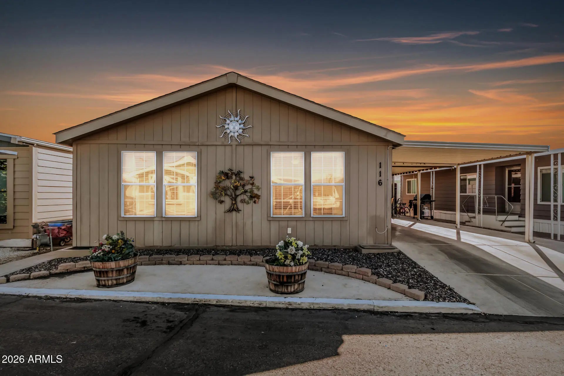 Photo of Listing #6974356