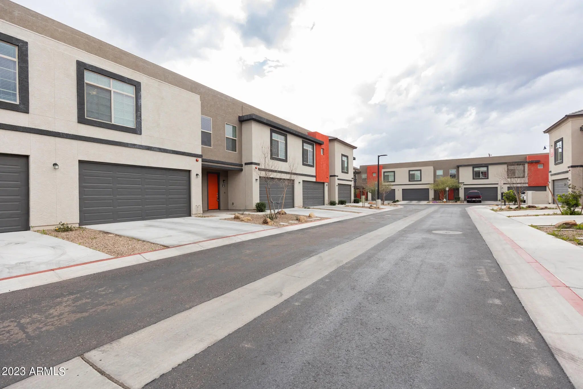 Photo of Listing #6970825