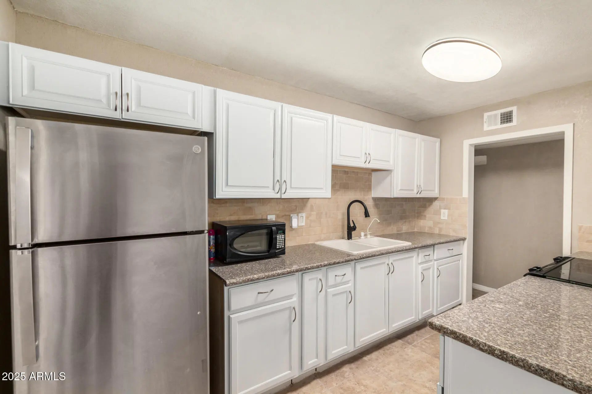 Photo of Listing #6970896